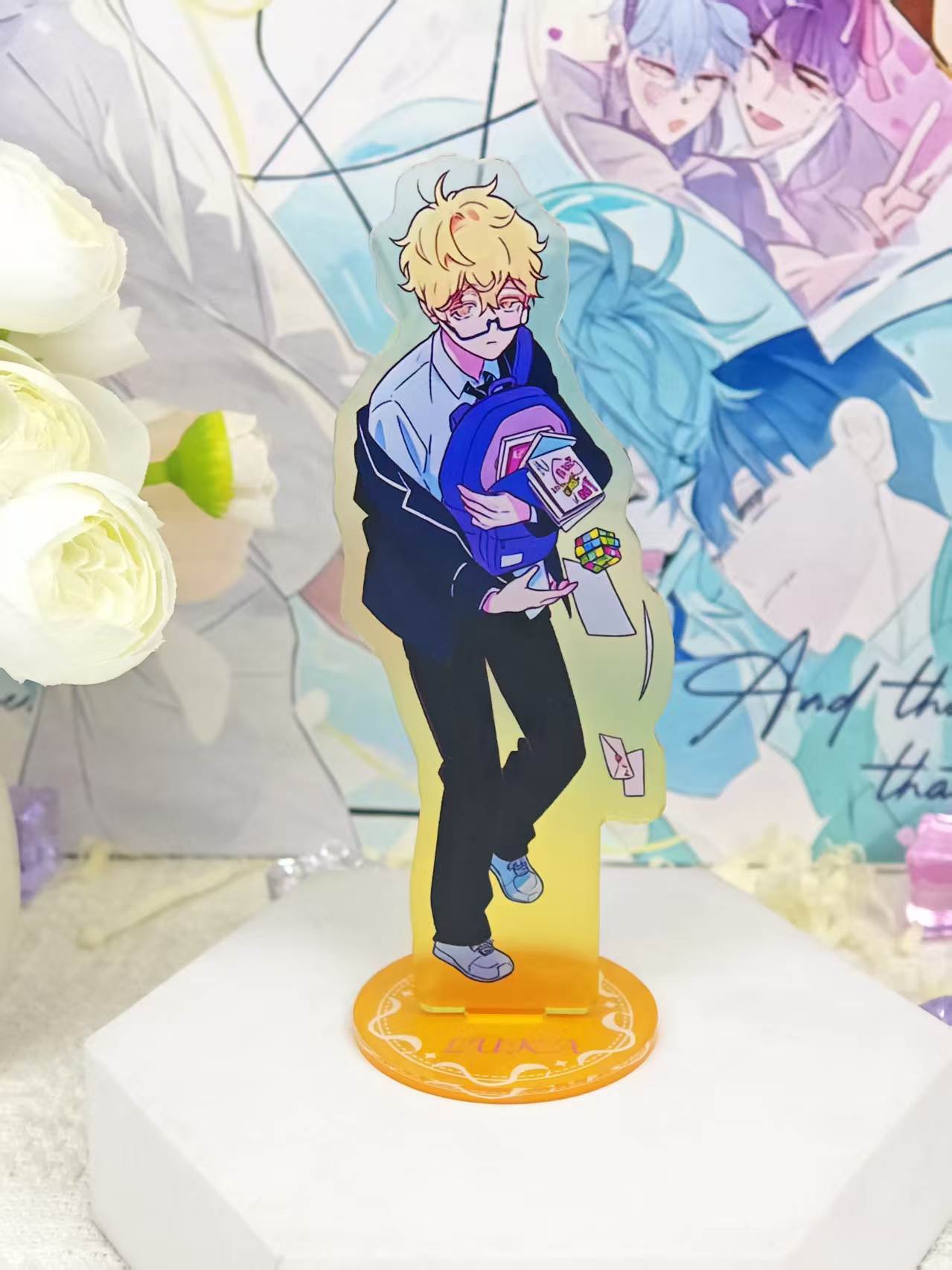 Set di supporti in acrilico Al - Anime Merchandise Collection recensione e prezzo